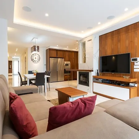 Beautiful 2br Penthouse With Private Hob Tub By 360 Estates * Hal Ghaxiak