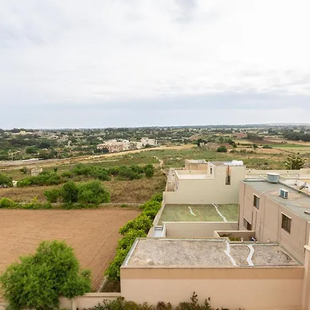 Beautiful 2br Penthouse With Private Hob Tub By 360 Estates Hal Ghaxiak