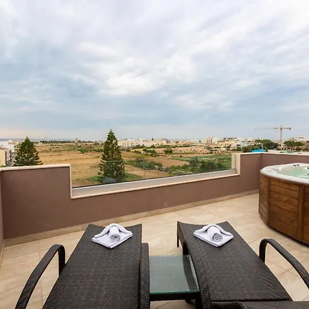 Beautiful 2br Penthouse With Private Hob Tub By 360 Estates Apartament