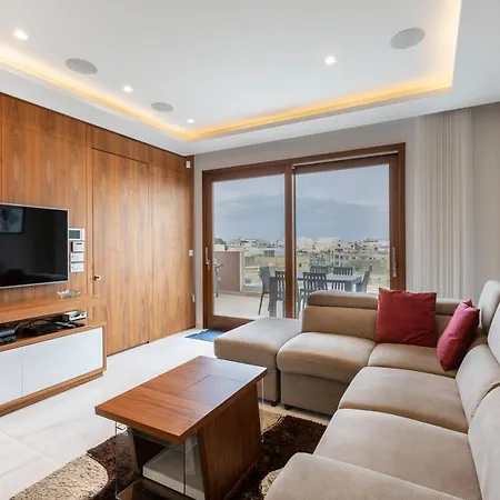 Beautiful 2br Penthouse With Private Hob Tub By 360 Estates Hal Ghaxiak